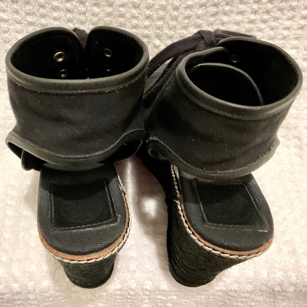 TORY BURCH Black and gold Canvas Espadrille Wedge Heel Platform Lace Up Size 7B - Picture 8 of 16